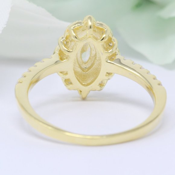 Jewelry, Wedding & Engagement Rings, Diamond, Gold - Picture 3 of 3